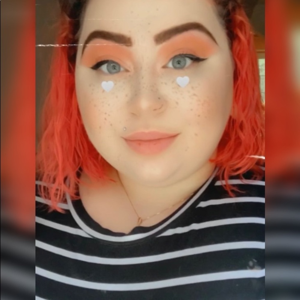 Meet your Posher, Tiffany